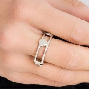PAPARAZZI "MAINSTREET MINIMALIST" FASHION FIX SILVER RING